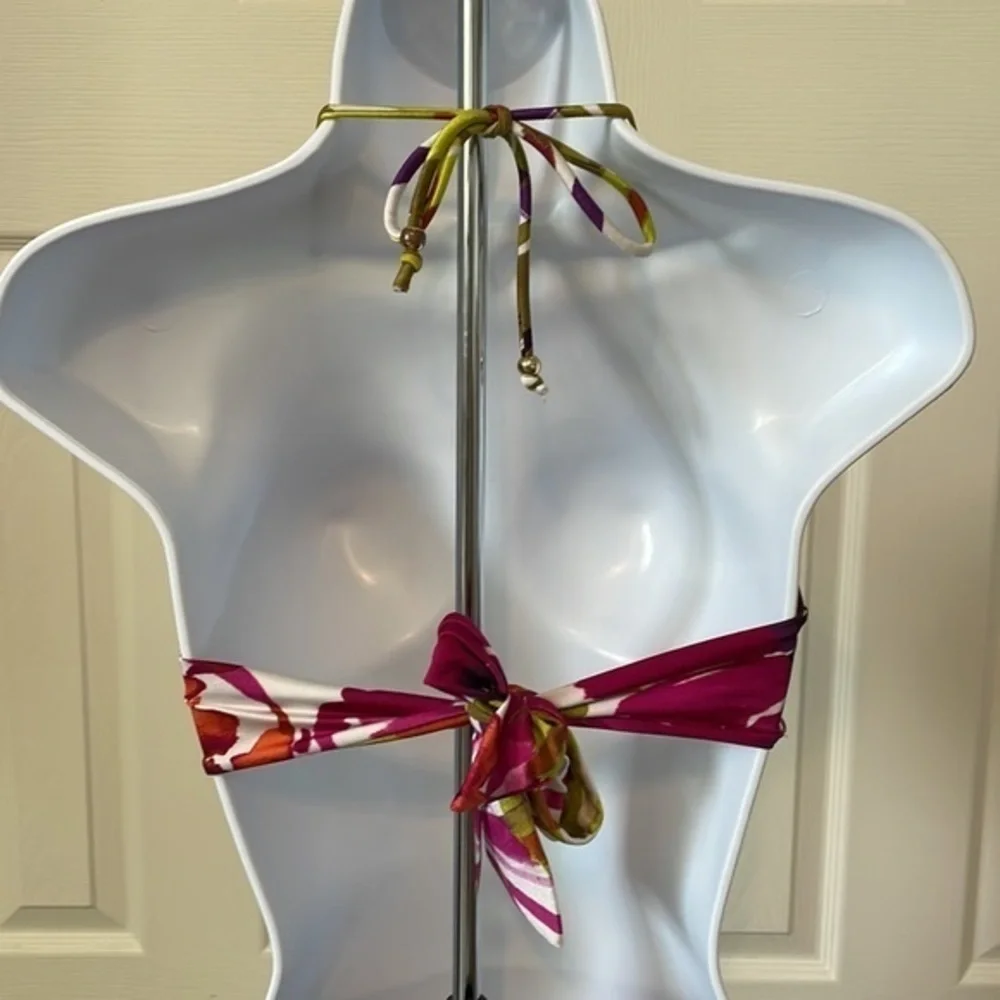 Floral halter top bikini, very comfortable and perfect for the beach or pool.